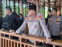 Kapolda Sulbar Turun Langsung Amankan Aksi Demo di DPRD