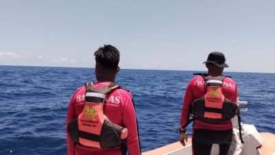 Seorang Penumpang Kapal Terjun ke Laut, Basarnas Lakukan Pencarian