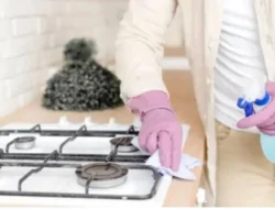 Cara Bersihkan Kerak Kompor dengan Baking Soda dan Cuka