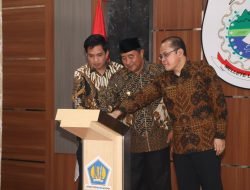 Penyerahan DIPA dan Buku Alokasi TKD Tahun Anggaran 2025