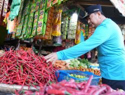 Pantau Harga di Pasar, Bahtiar Temukan Produksi Cabe Kurang dan Harga Beras Mulai Melonjak