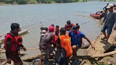 Dua Pemuda Tenggelam di Dua pemuda tenggelam di Sungai Karama Mamuju Ditemukan Meninggal Dunia