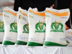 Bulog Sulselbar Salurkan 33 Ribu Ton Beras untuk 1,13 Juta Penerima Bantuan Pangan