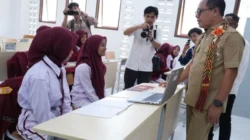 MPLS Sekolah Rakyat Sulbar Dimulai, Sekprov Tekankan Pentingnya Karakter dan Kemandirian